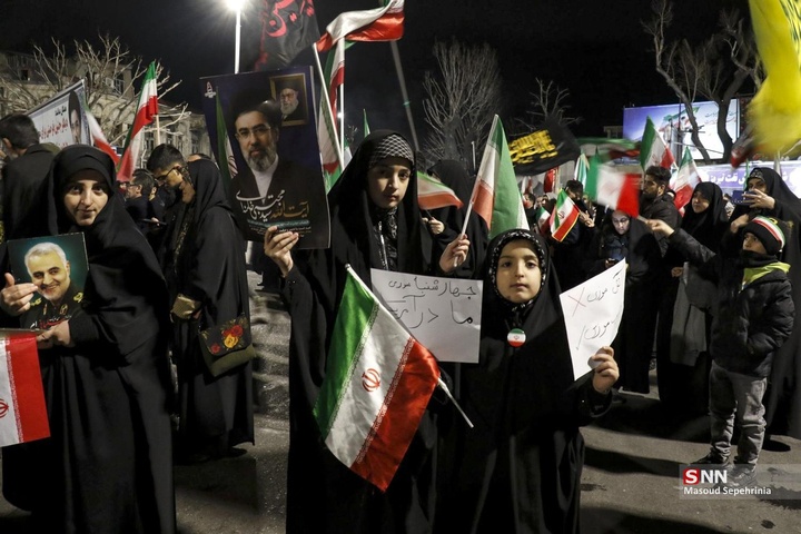 تجمع شبانه ضد آمریکایی - صهیونسیتی مردم تبریز