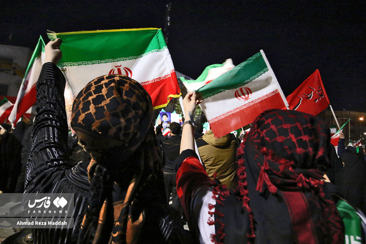 چهارشنبه‌سوزی دشمن در شیراز