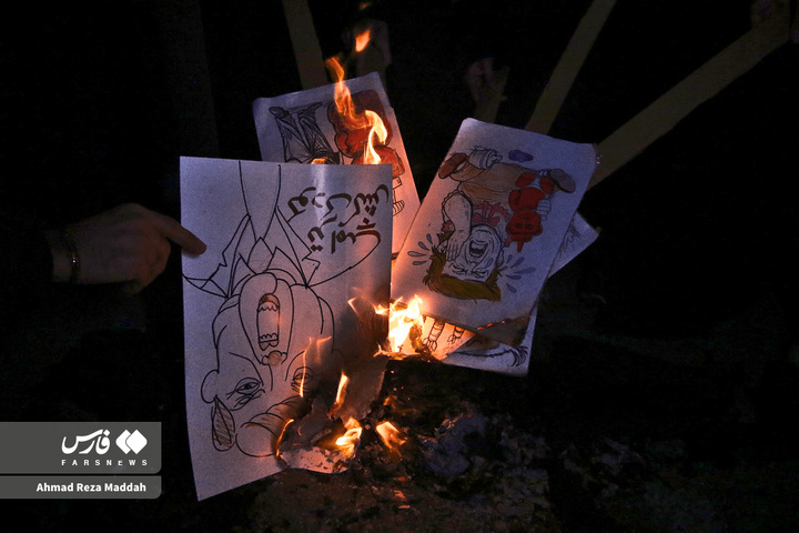 چهارشنبه‌سوزی دشمن در شیراز