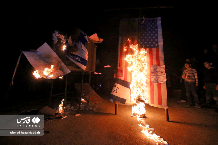 چهارشنبه‌سوزی دشمن در شیراز