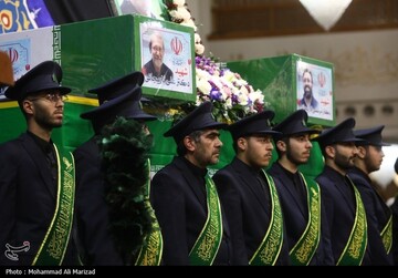 مراسم وداع با پیکر شهید علی و مرتضی لاریجانی در قم