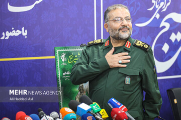 سردار سرلشکر پاسدار شهید غلامرضا سلیمانی