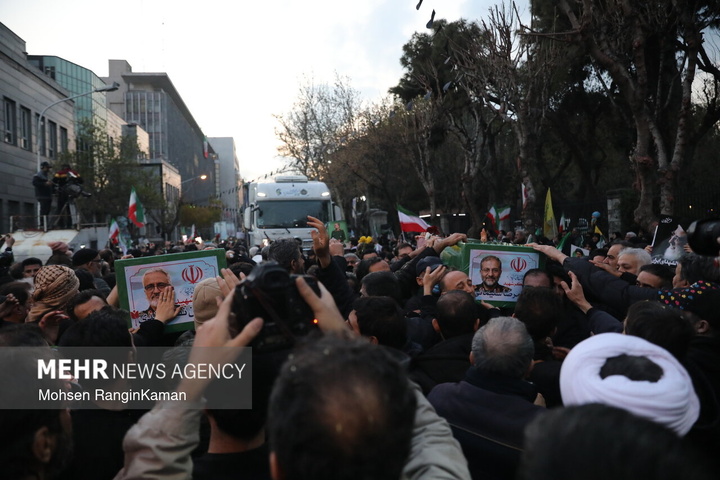 تشییع شهیدان لاریجانی، سلیمانی و شهدای ناو دنا ـ ۱