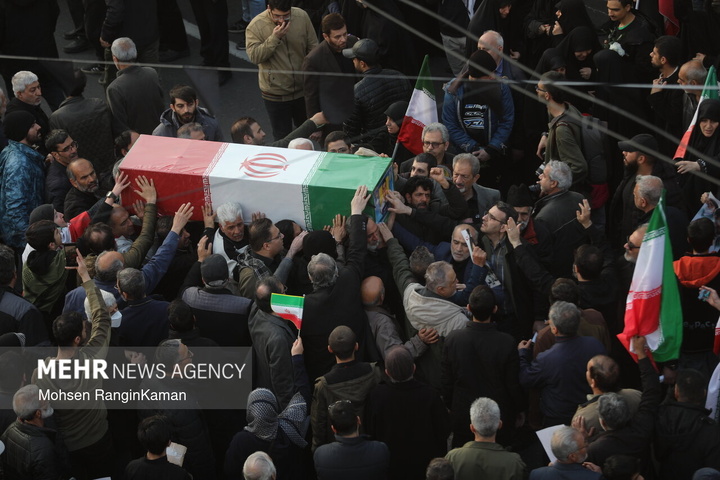 تشییع شهیدان لاریجانی، سلیمانی و شهدای ناو دنا ـ ۱