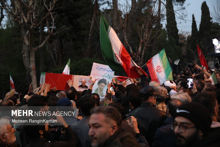 تشییع شهیدان لاریجانی، سلیمانی و شهدای ناو دنا ـ ۱