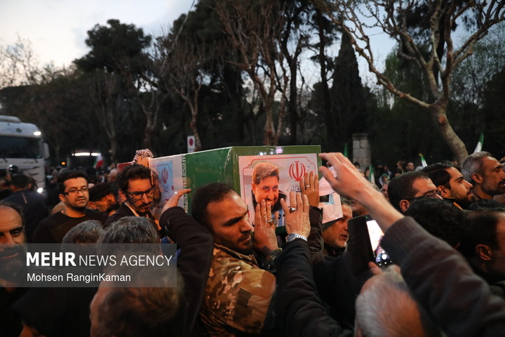 تشییع شهیدان لاریجانی، سلیمانی و شهدای ناو دنا ـ ۱