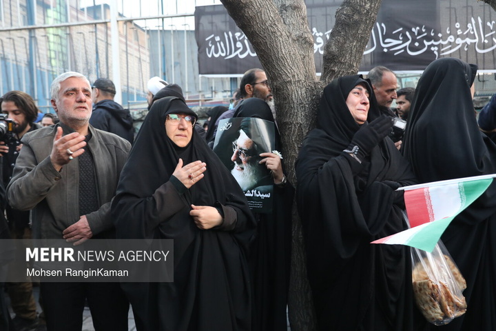 تشییع شهیدان لاریجانی، سلیمانی و شهدای ناو دنا ـ ۱