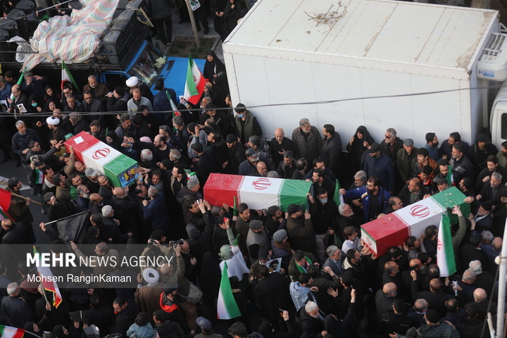 تشییع شهیدان لاریجانی، سلیمانی و شهدای ناو دنا ـ ۱