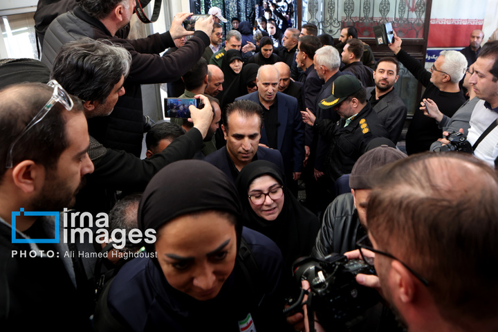 بازگشت اعضای تیم ملی فوتبال زنان ایران به آغوش میهن