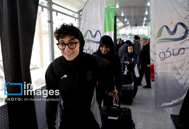 بازگشت اعضای تیم ملی فوتبال زنان ایران به آغوش میهن