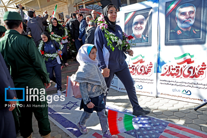 بازگشت اعضای تیم ملی فوتبال زنان ایران به آغوش میهن