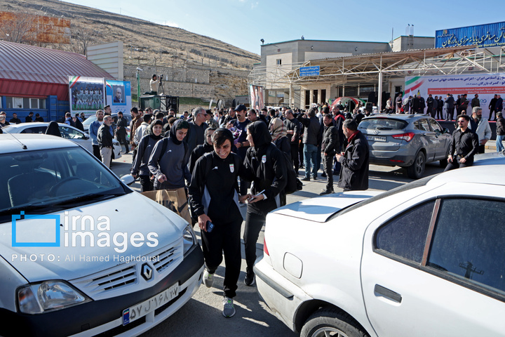 بازگشت اعضای تیم ملی فوتبال زنان ایران به آغوش میهن