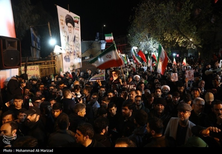 مراسم وداع با پیکر شهید علی و مرتضی لاریجانی در قم