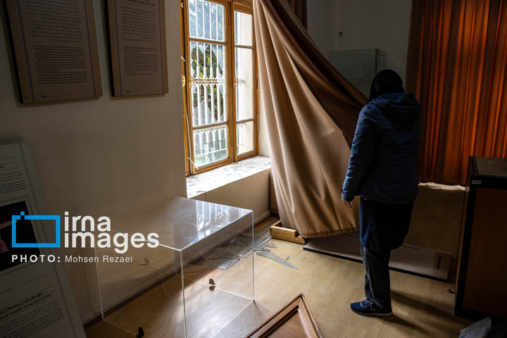 ترکش‌های بمباران هوایی به کاخ سعدآباد رسید