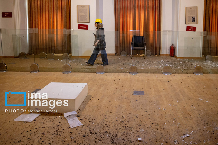 ترکش‌های بمباران هوایی به کاخ سعدآباد رسید