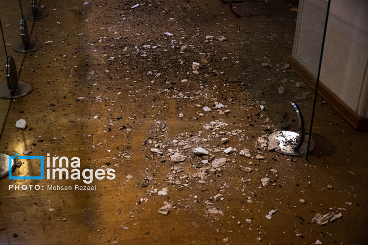 ترکش‌های بمباران هوایی به کاخ سعدآباد رسید