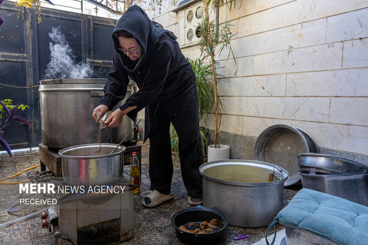 بانوان جهادگر در ایام‌ جنگ‌ تحمیلی رمضان‌