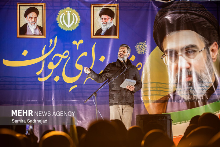 اجتماع حمایت از رزمندگان در مقابله با دشمن آمریکایی - صهیونی