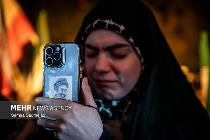 اجتماع حمایت از رزمندگان در مقابله با دشمن آمریکایی - صهیونی