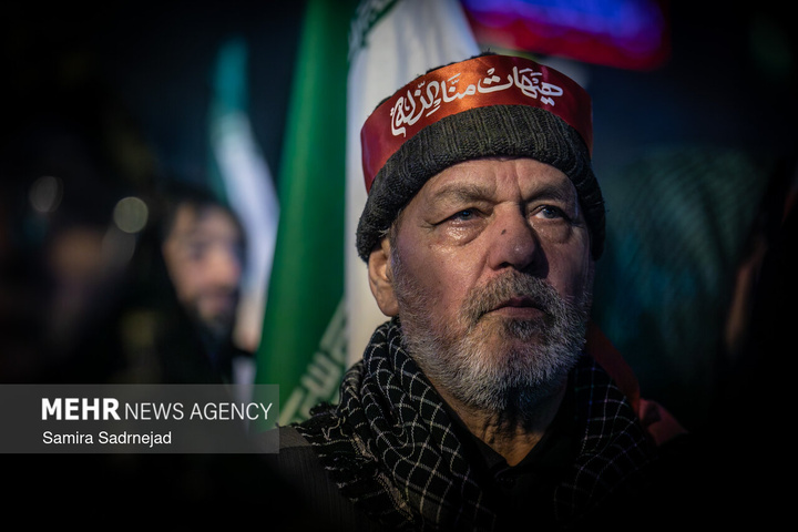 اجتماع حمایت از رزمندگان در مقابله با دشمن آمریکایی - صهیونی