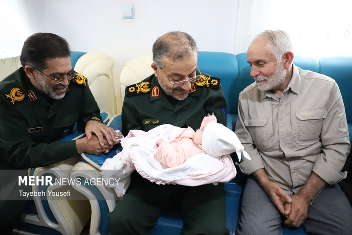 سردار سرلشکر پاسدار شهید غلامرضا سلیمانی