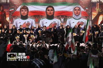 مراسم استقبال از تیم ملی فوتبال زنان در میدان ولیعصر (عج) /تهران