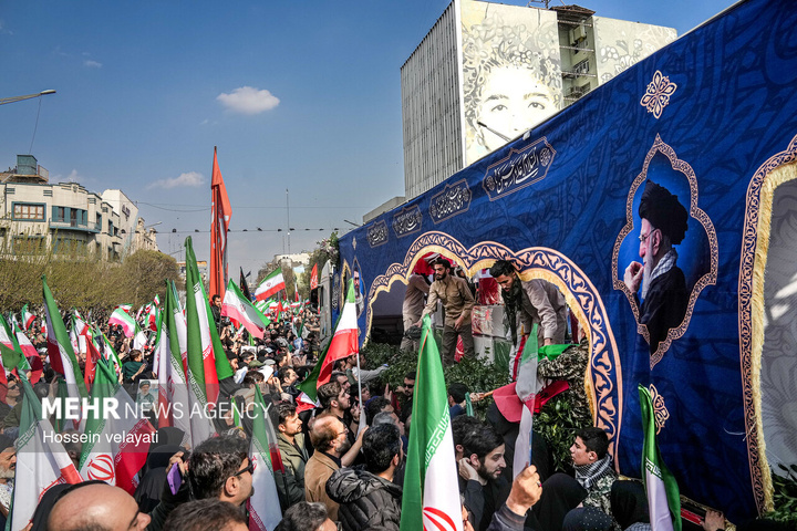 تهران در جنگ