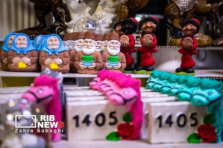 شور و حال خرید در بازار گل محلاتی در آستانه نوروز ۱۴۰۵