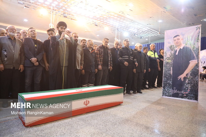 وداع با پیکر شهدای حملات صهیونی-آمریکایی