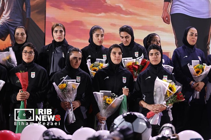 مراسم استقبال از تیم ملی فوتبال زنان در میدان ولیعصر (عج) /تهران