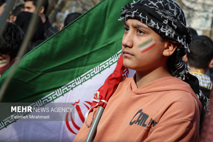 تجمع بزرگ «هم‌عهدی‌ نوجوانان»