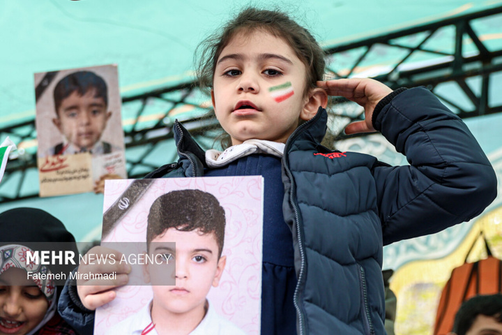 تجمع بزرگ «هم‌عهدی‌ نوجوانان»