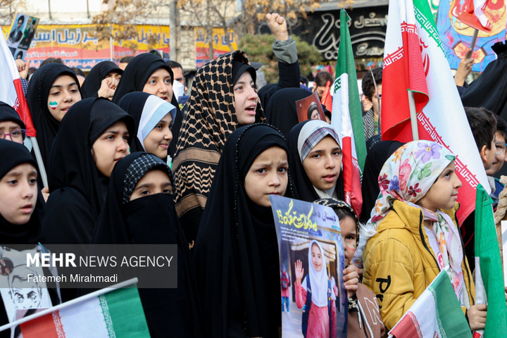تجمع بزرگ «هم‌عهدی‌ نوجوانان»