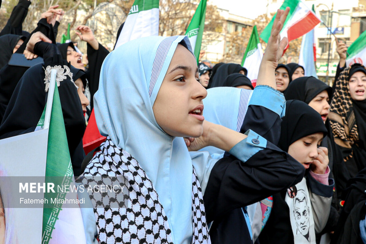 تجمع بزرگ «هم‌عهدی‌ نوجوانان»