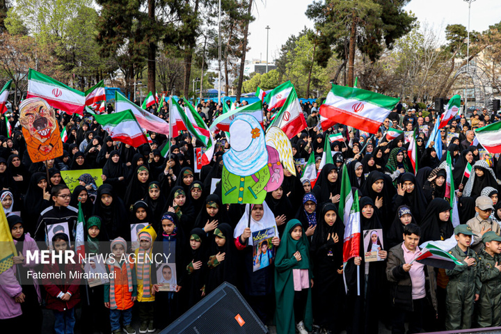 تجمع بزرگ «هم‌عهدی‌ نوجوانان»