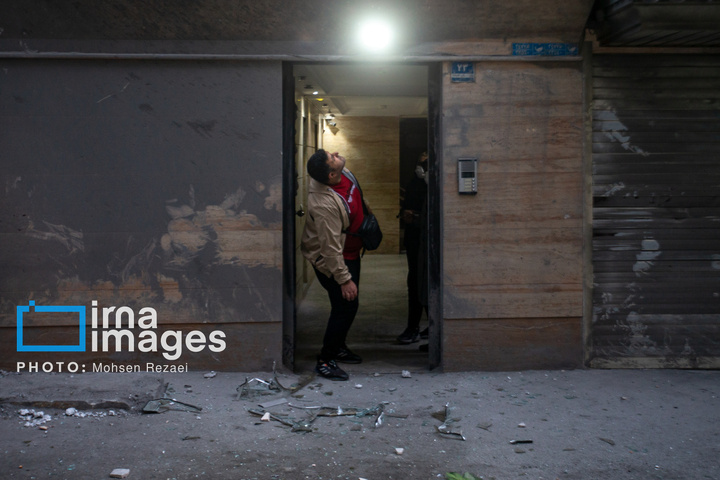 آثار حملات هوایی به مناطق مسکونی در تهران