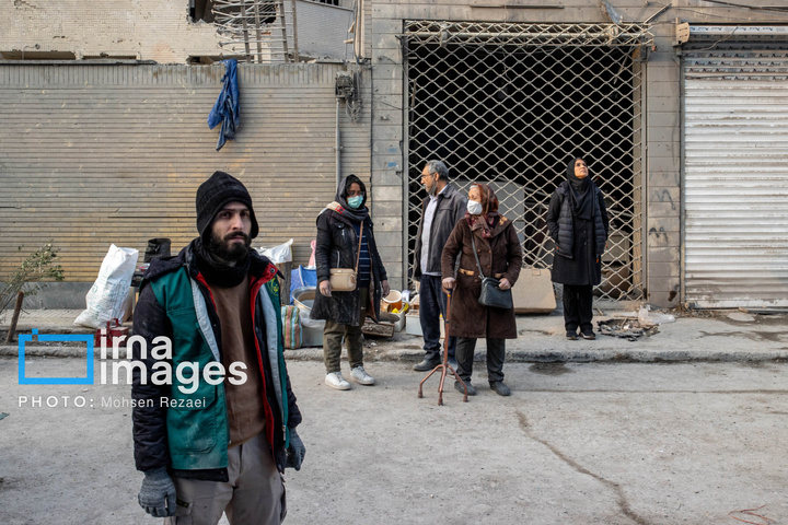 آثار حملات هوایی به مناطق مسکونی در تهران