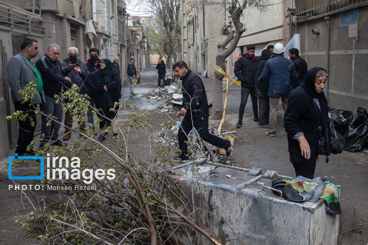 آثار حملات هوایی به مناطق مسکونی در تهران