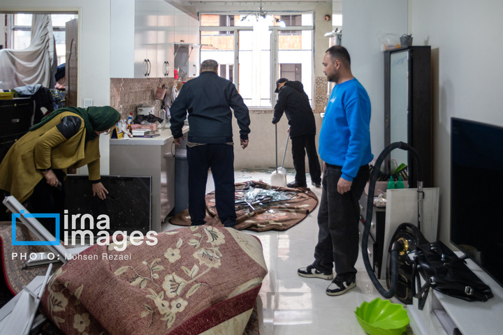 آثار حملات هوایی به مناطق مسکونی در تهران