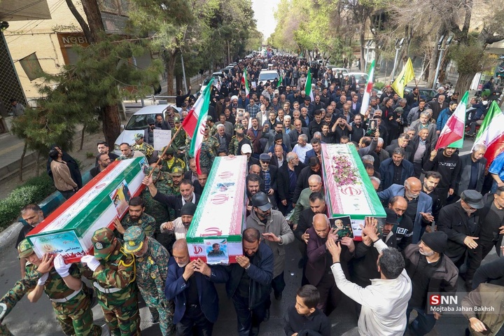 تشییع پیکر شهدای جنگ رمضان در اصفهان