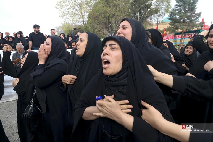 تشییع پیکر شهدای جنگ رمضان در اصفهان