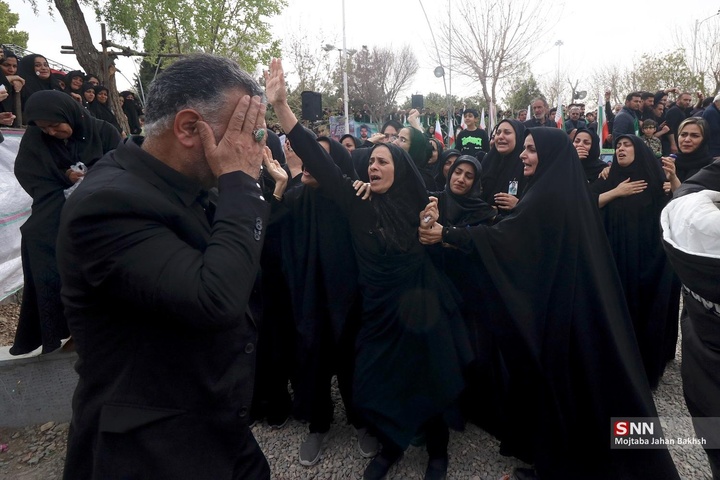 تشییع پیکر شهدای جنگ رمضان در اصفهان