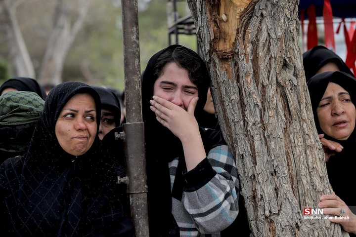 تشییع پیکر شهدای جنگ رمضان در اصفهان