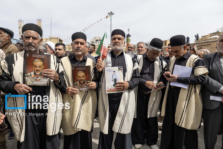 تشییع پیکر سردار غلامرضا سلیمانی در شهرکرد