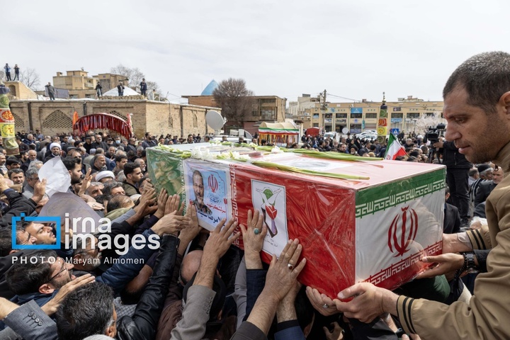 تشییع پیکر سردار غلامرضا سلیمانی در شهرکرد