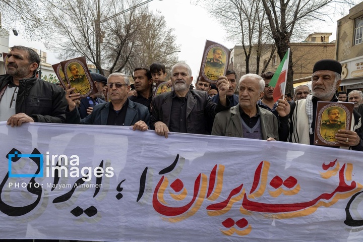 تشییع پیکر سردار غلامرضا سلیمانی در شهرکرد