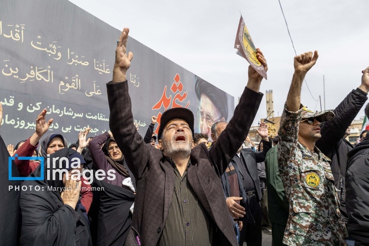 تشییع پیکر سردار غلامرضا سلیمانی در شهرکرد