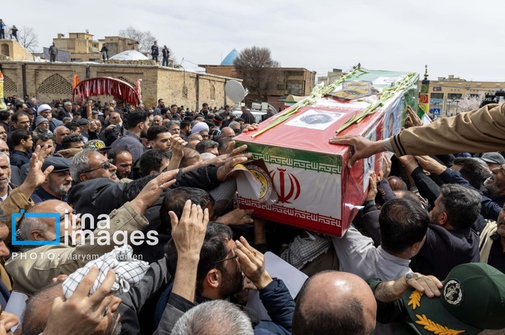 تشییع پیکر سردار غلامرضا سلیمانی در شهرکرد