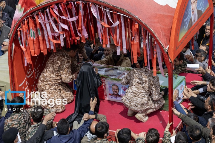 تشییع پیکر سردار غلامرضا سلیمانی در شهرکرد