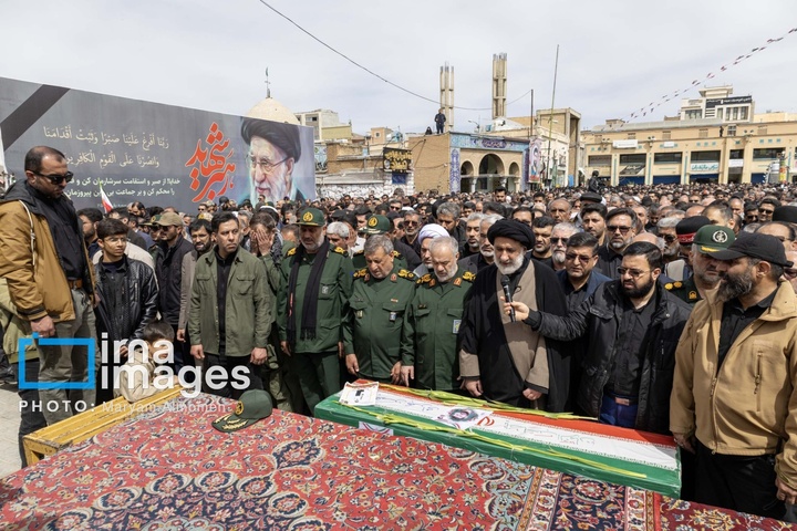 تشییع پیکر سردار غلامرضا سلیمانی در شهرکرد